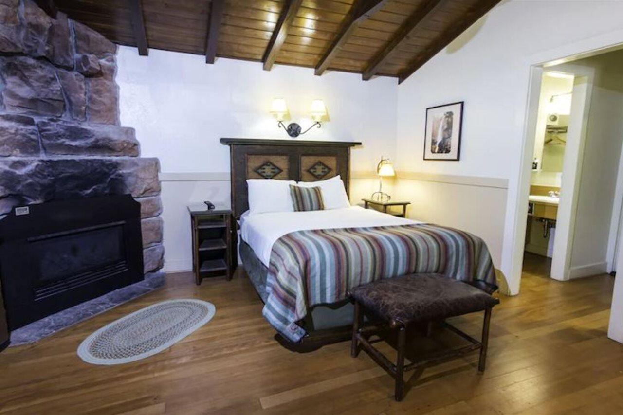 Zion Lodge Спрингдейл Екстериор снимка